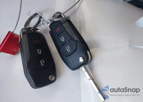 2025 Ford Maverick Xl z USA, uszkodzony, nr VIN 3FTTW8B31SRB32768